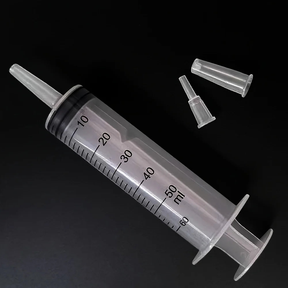 Plastic Syringe, Available in Capacities of 1000ml, 550ml, 350ml, 200ml, 100ml, 60ml, 20ml, 10ml, Suitable for Laboratory Dispensing, Dispensing Glue, Watering, and Veterinary Use